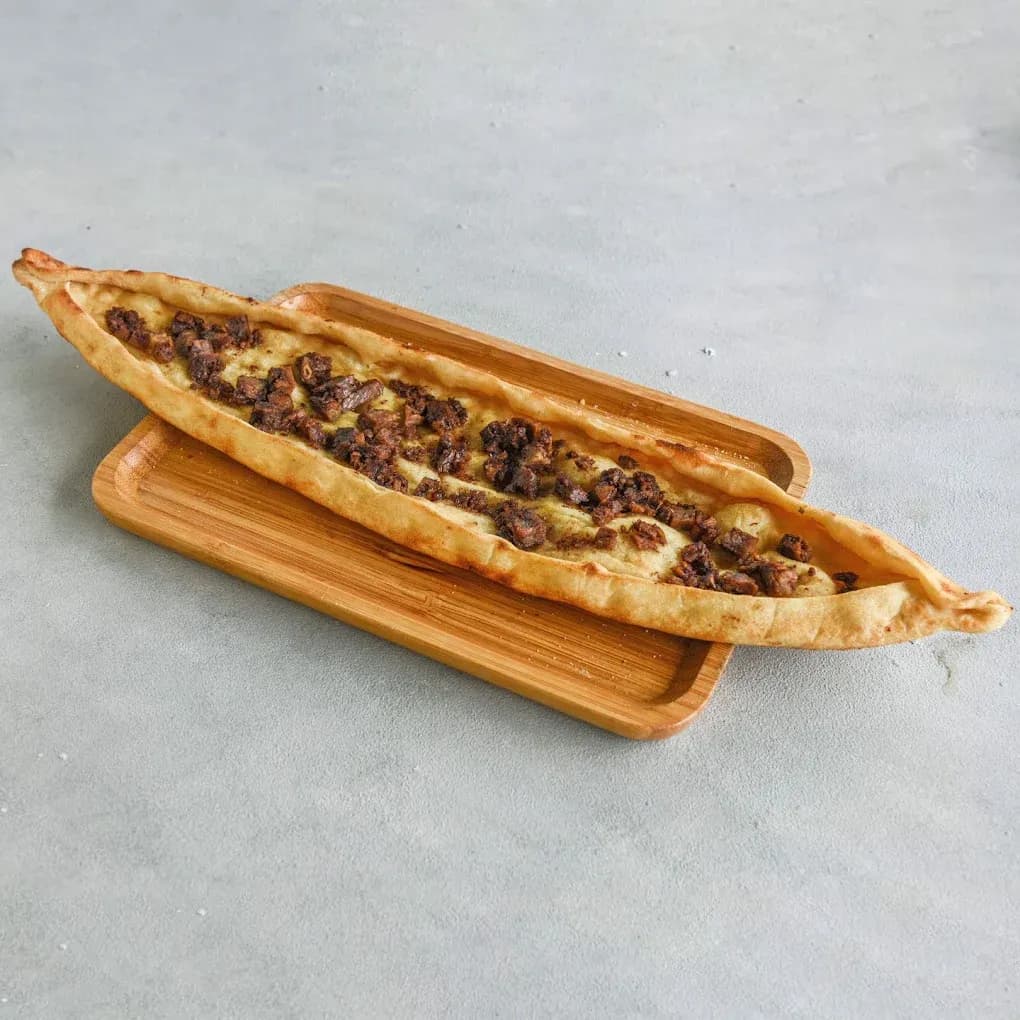 Kıymalı Pide